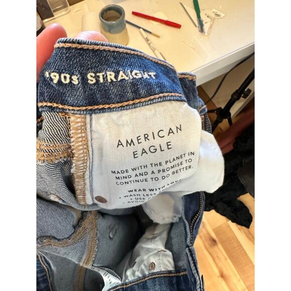 American Eagle 90s Straight Jean (NWOT) - Picture 4 of 5